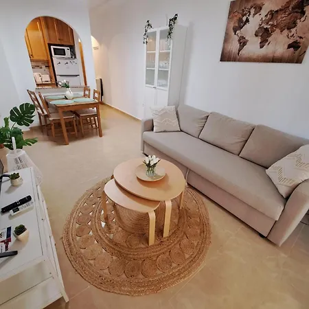 Sunny Ground Floor With A Large Terrace And Direct Access To The Pool *