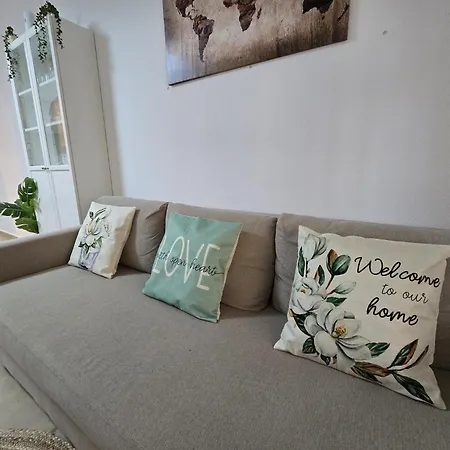 Sunny Ground Floor With A Large Terrace And Direct Access To The Pool Apartment La Mata (Torrevieja)
