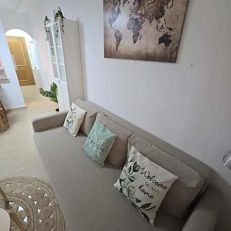 Apartment Sunny Ground Floor With A Large Terrace And Direct Access To The Pool